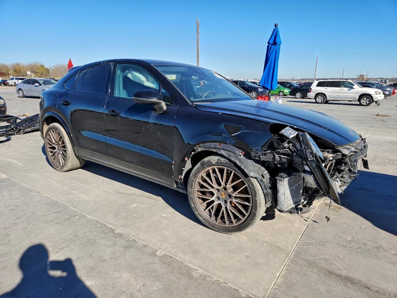 2022 PORSCHE CAYENNE