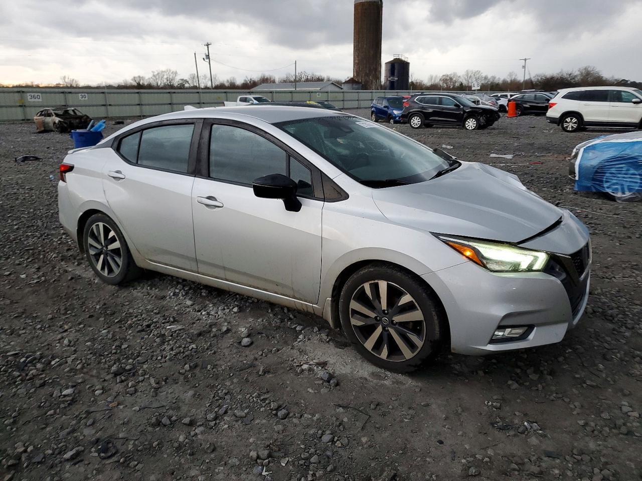 2020 NISSAN VERSA