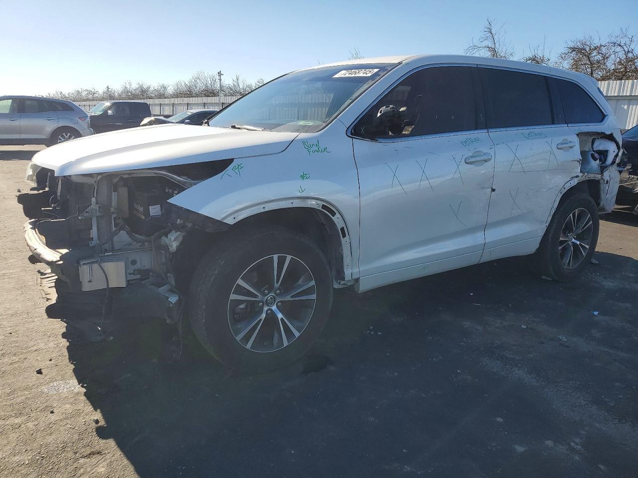 2018 TOYOTA HIGHLANDER