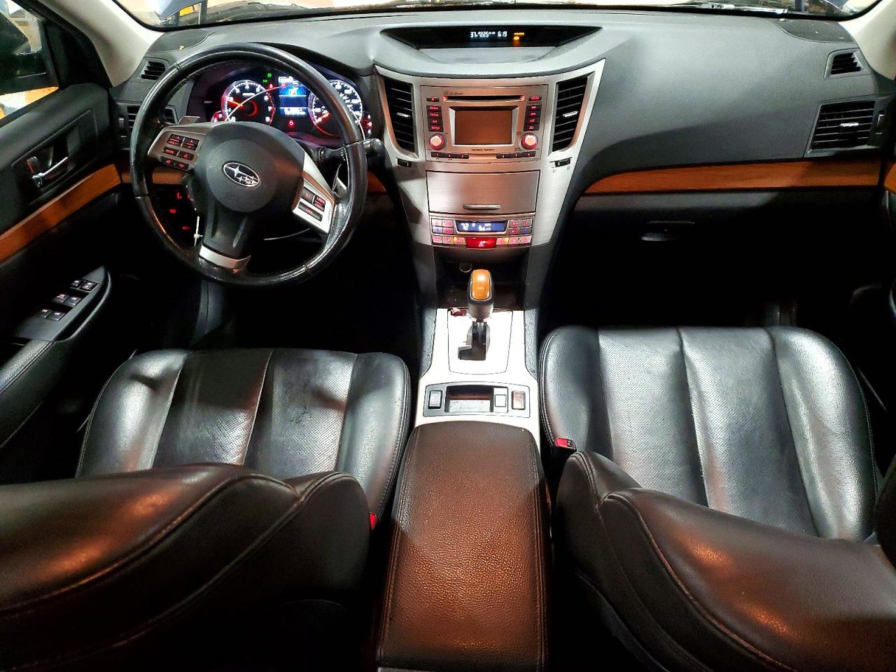 2013 SUBARU Outback