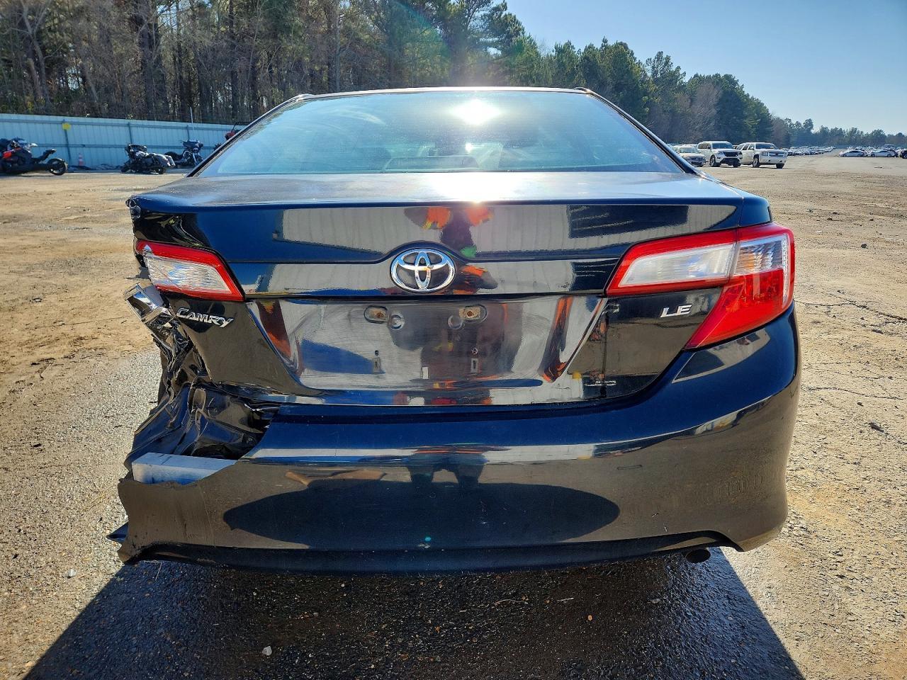 2012 TOYOTA CAMRY