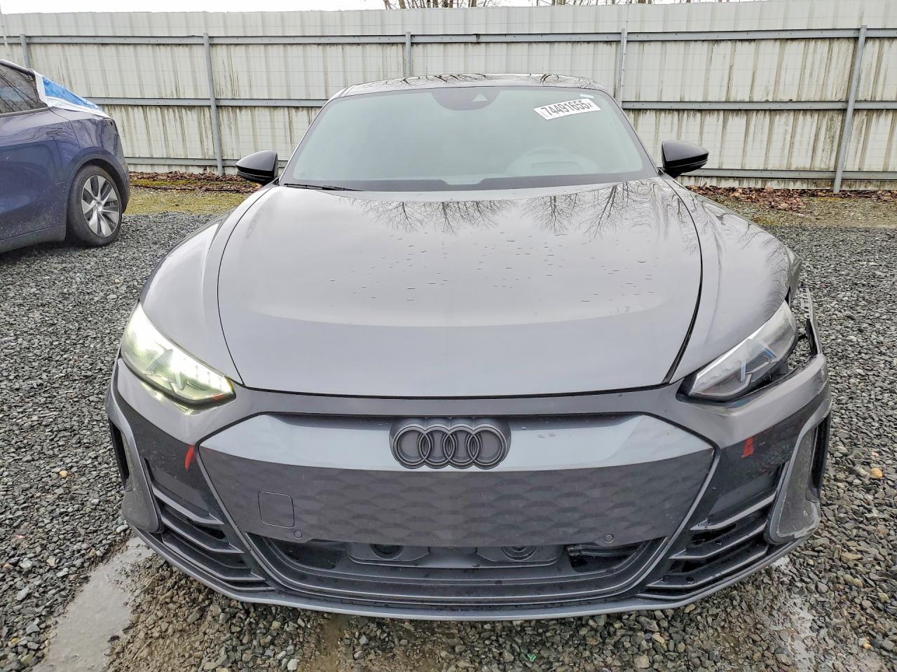 2023 AUDI e-tron GT