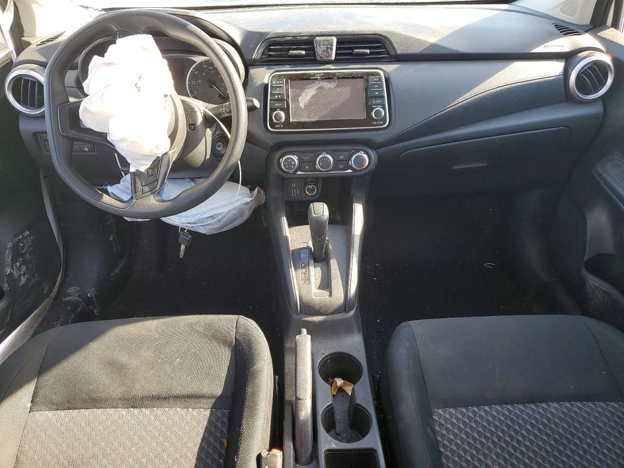2024 NISSAN VERSA