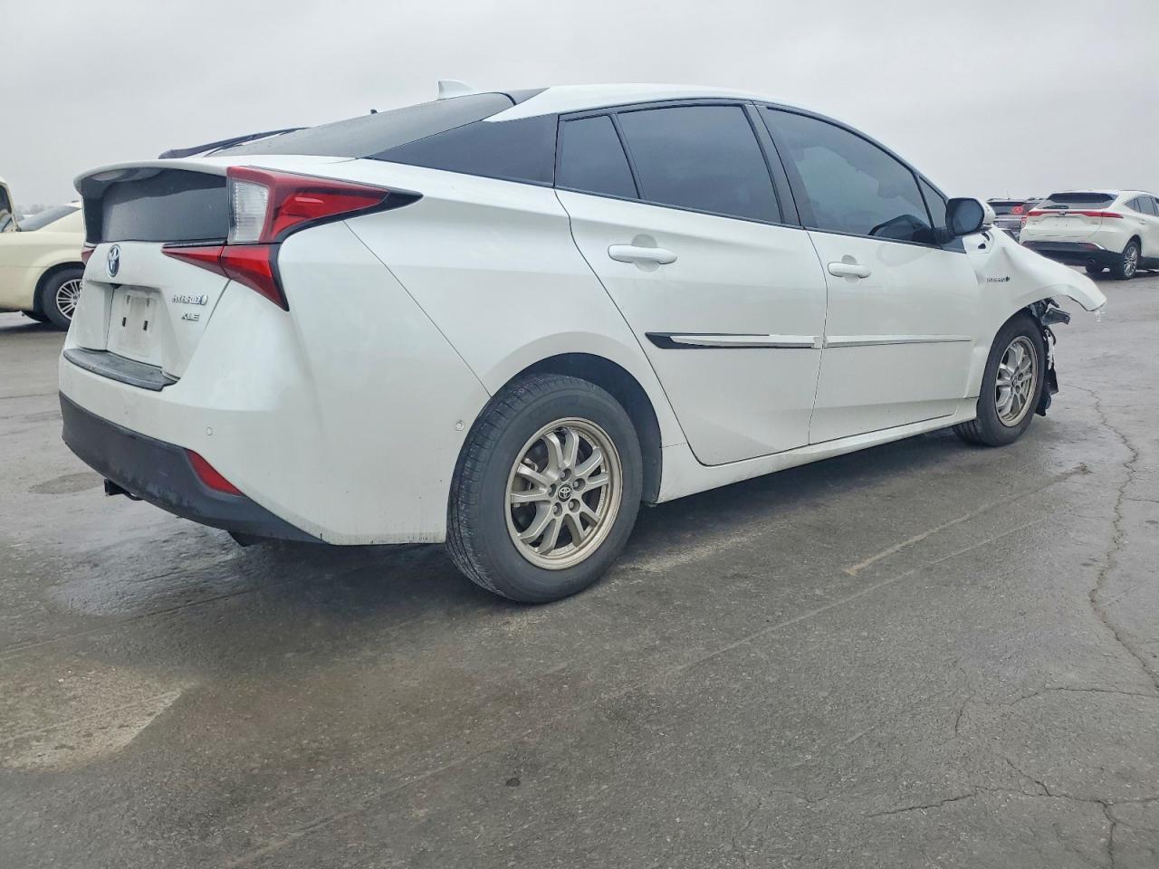 2022 TOYOTA PRIUS