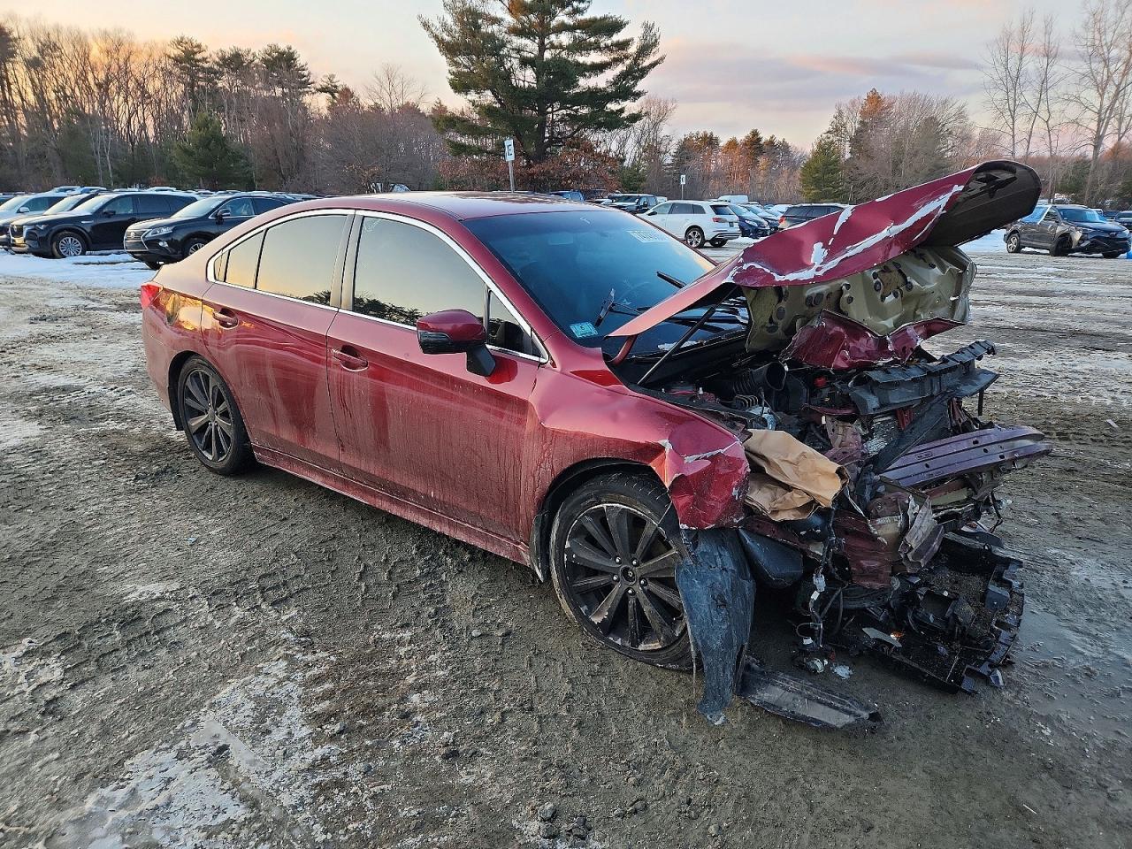 2015 SUBARU Legacy