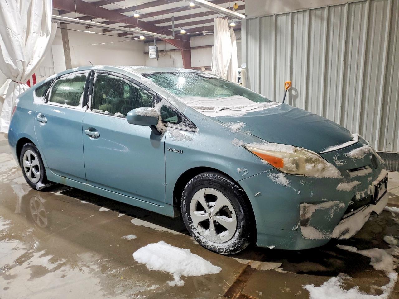 2013 TOYOTA PRIUS