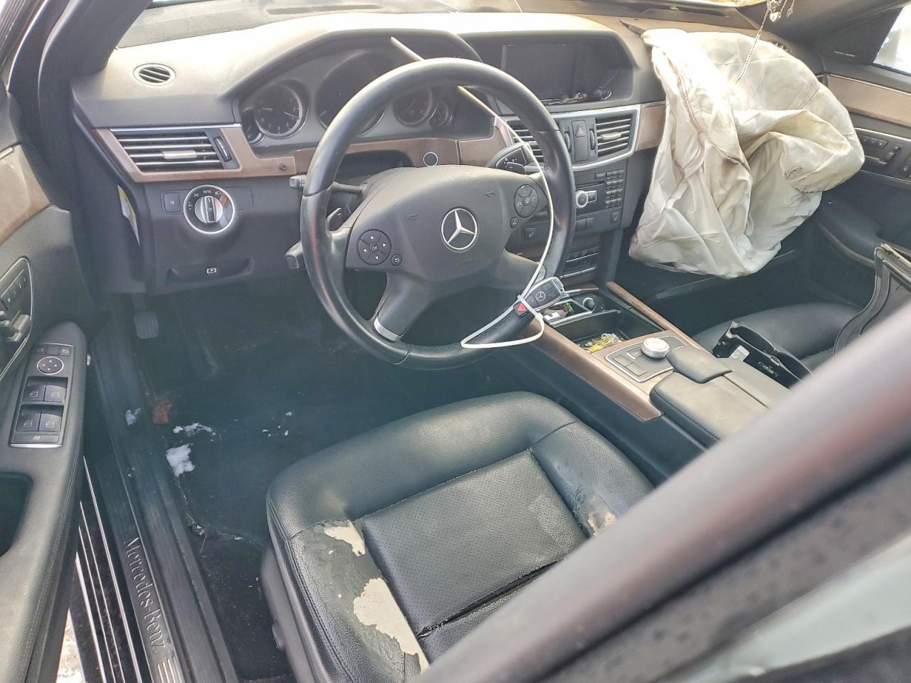 2012 MERCEDES-BENZ E-Class