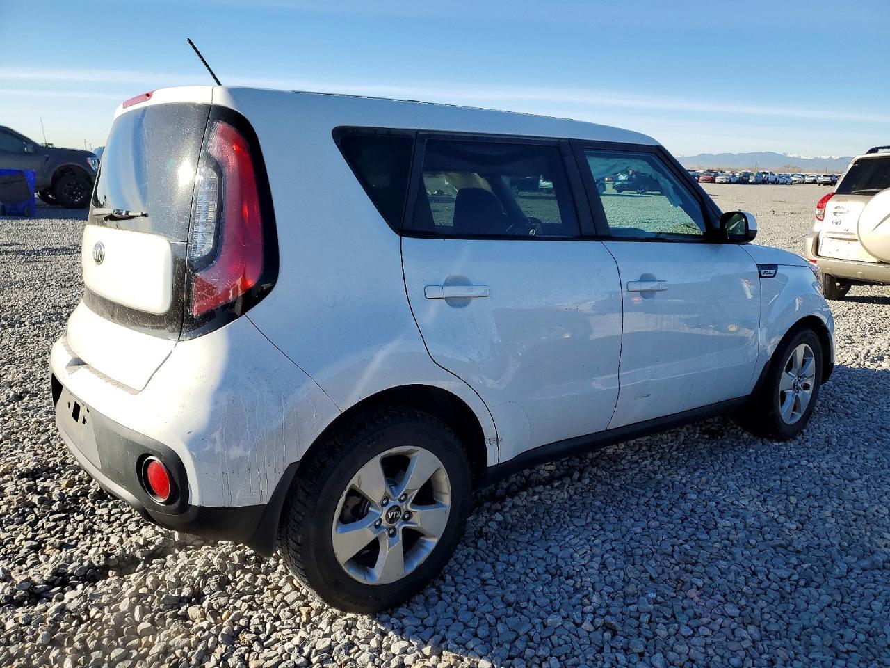 2017 KIA SOUL
