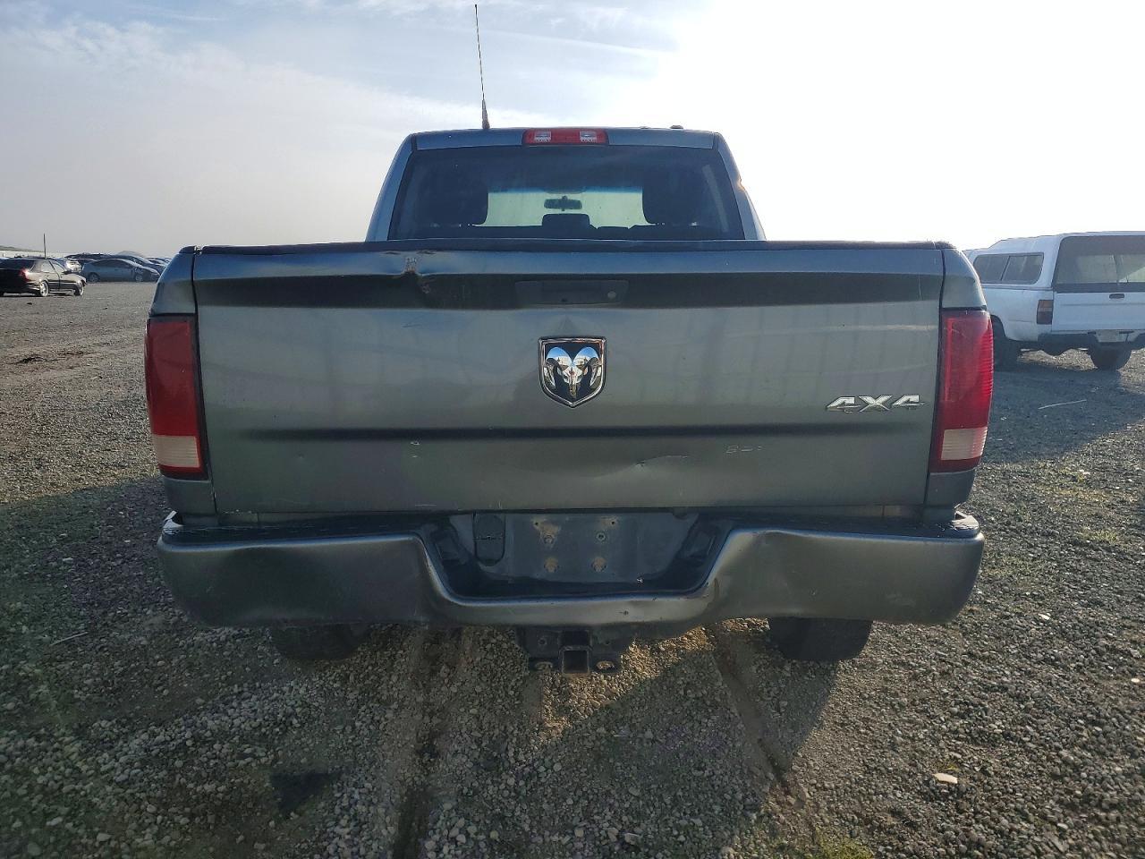 2011 DODGE Ram 2500