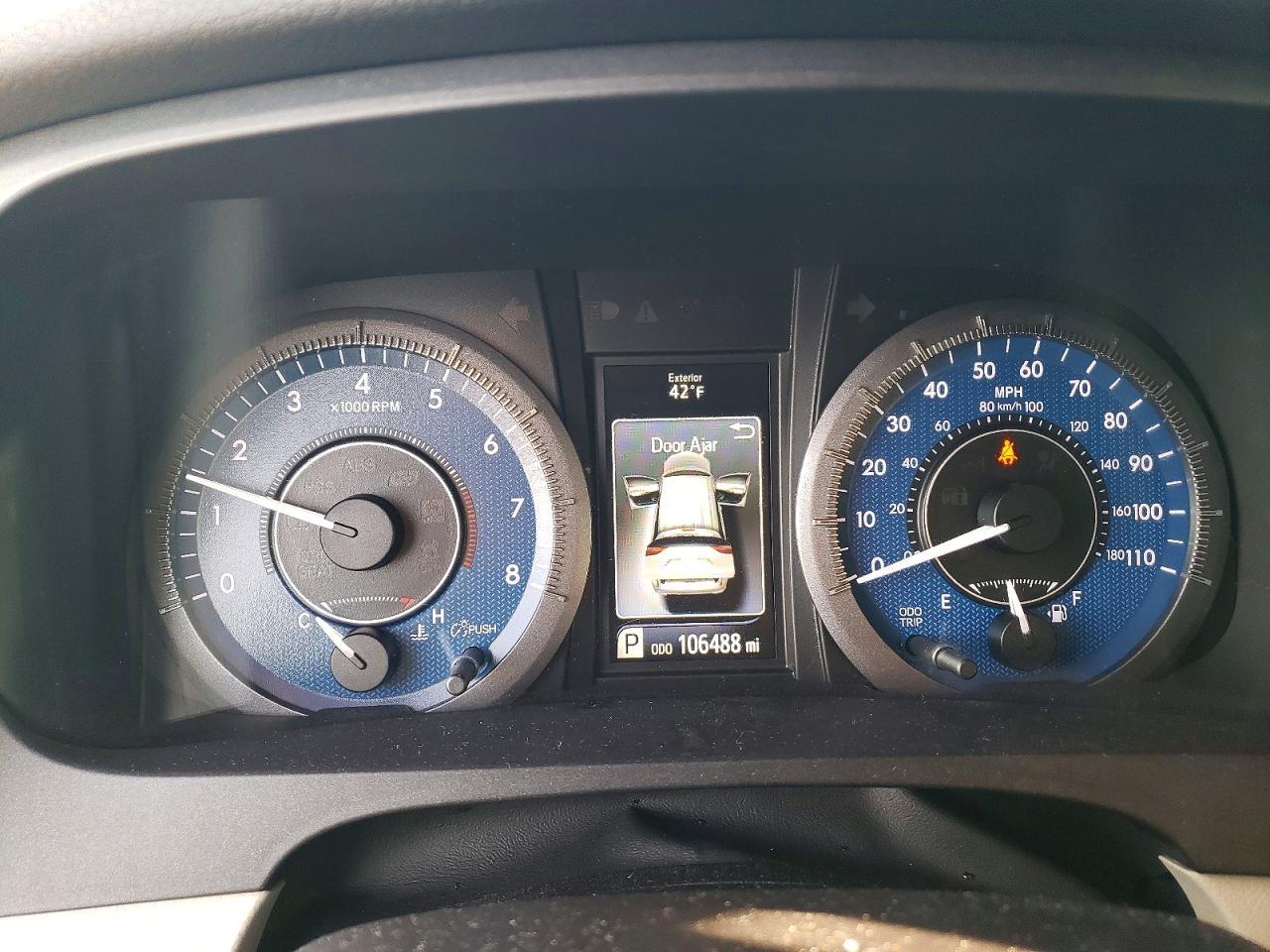 2015 TOYOTA SIENNA