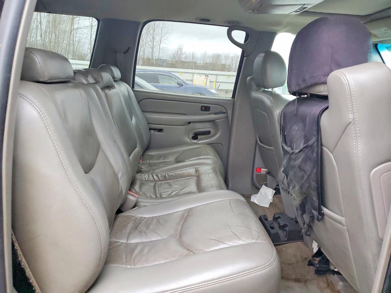 2005 CHEVROLET Suburban