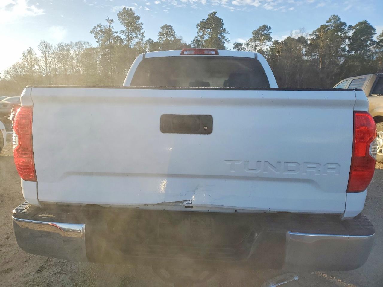 2016 TOYOTA TUNDRA