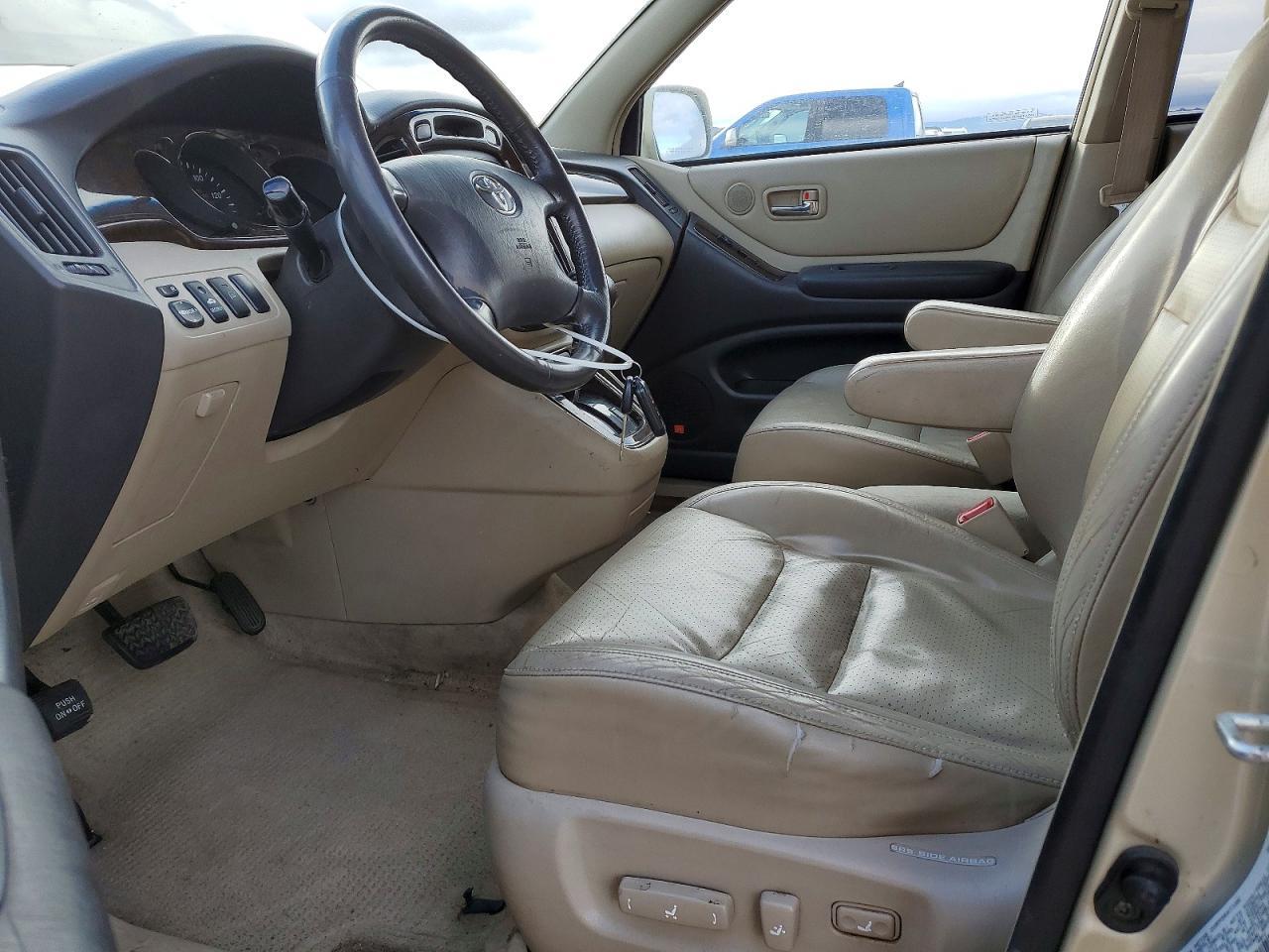 2001 TOYOTA HIGHLANDER