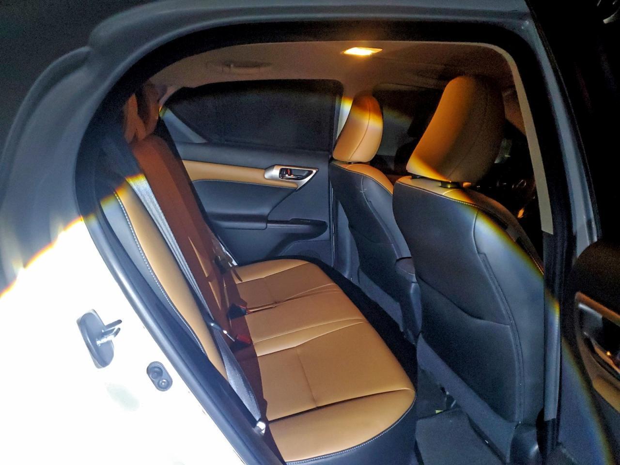 2015 LEXUS CT 200