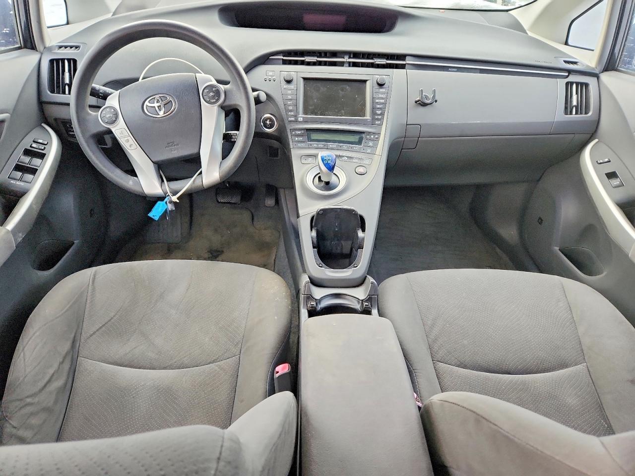 2010 TOYOTA PRIUS