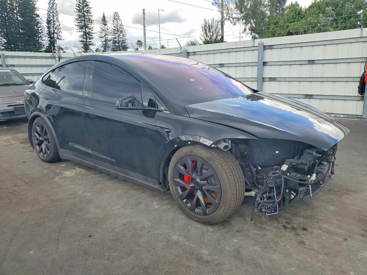 2024 TESLA MODEL X