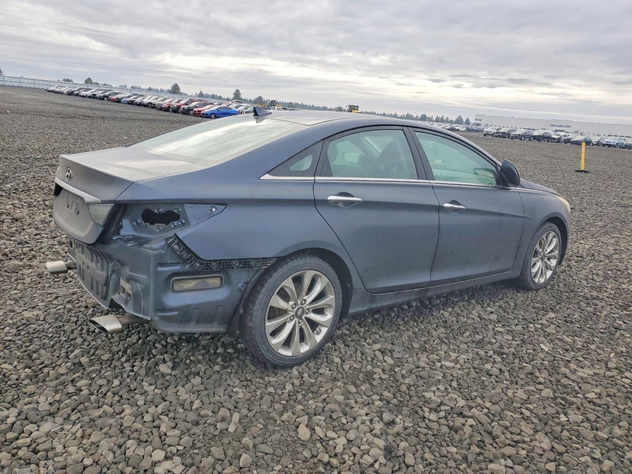 2011 HYUNDAI SONATA