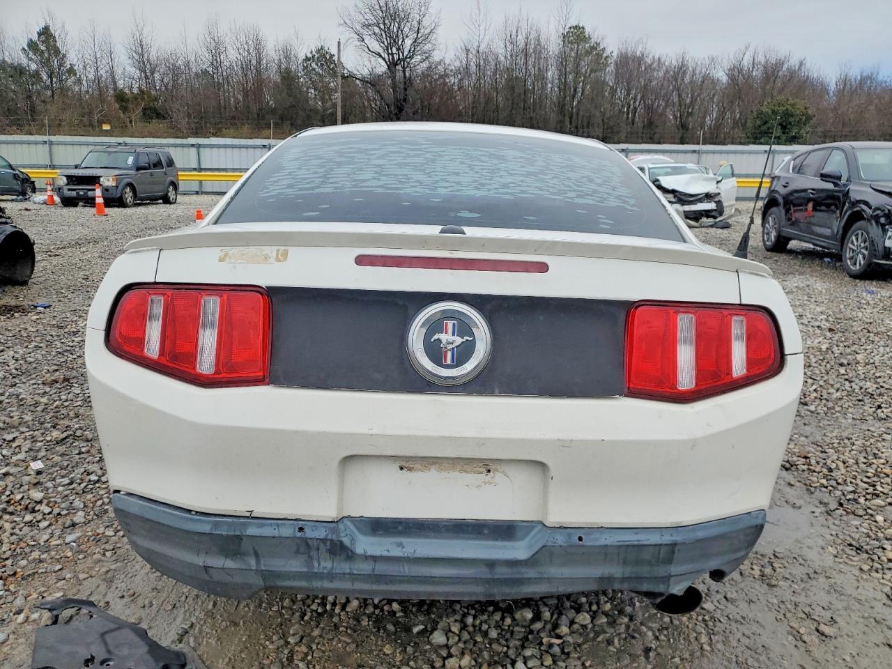 2010 FORD MUSTANG