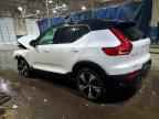 2022 VOLVO XC40