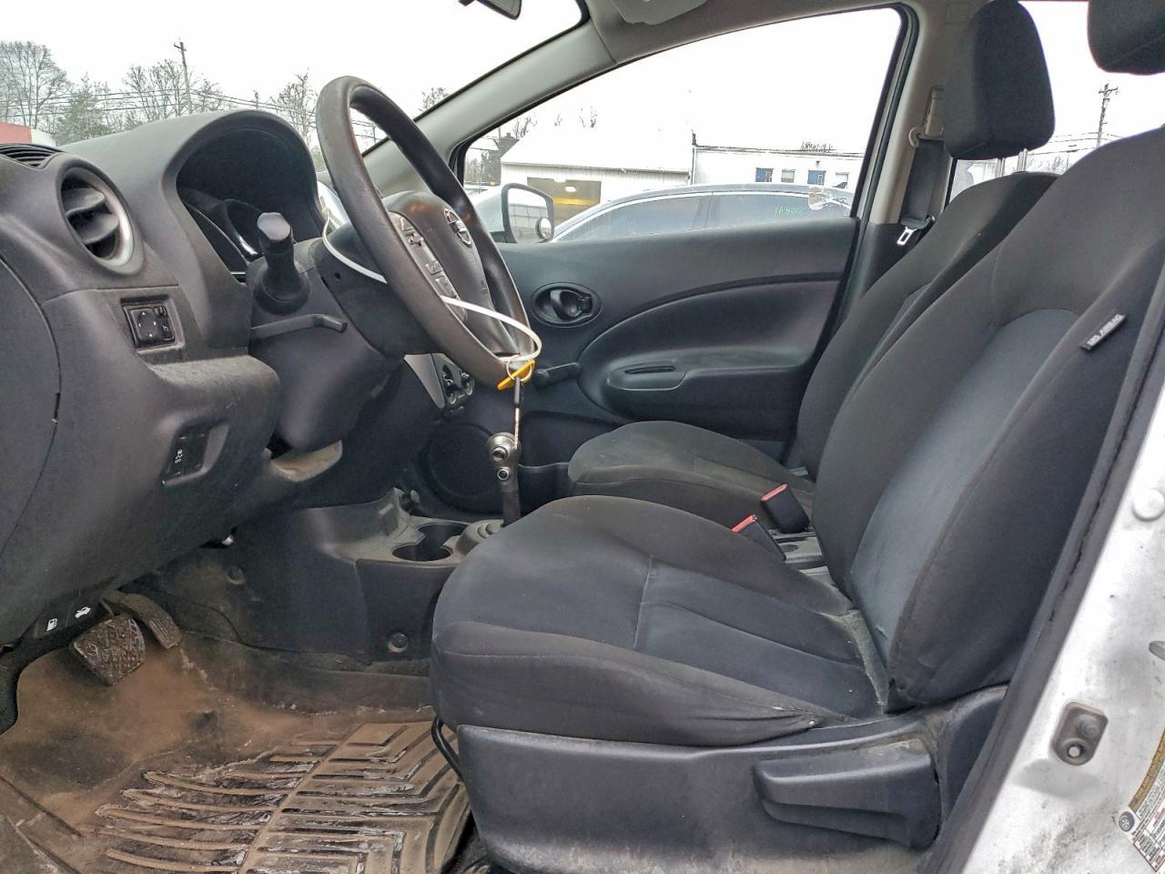 2017 NISSAN Versa Note
