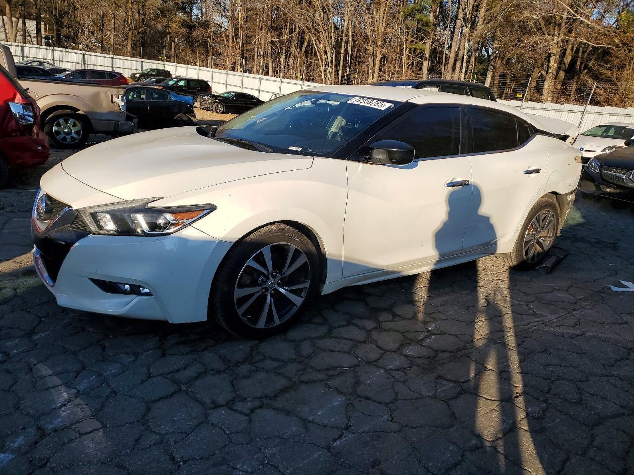 2017 NISSAN Maxima