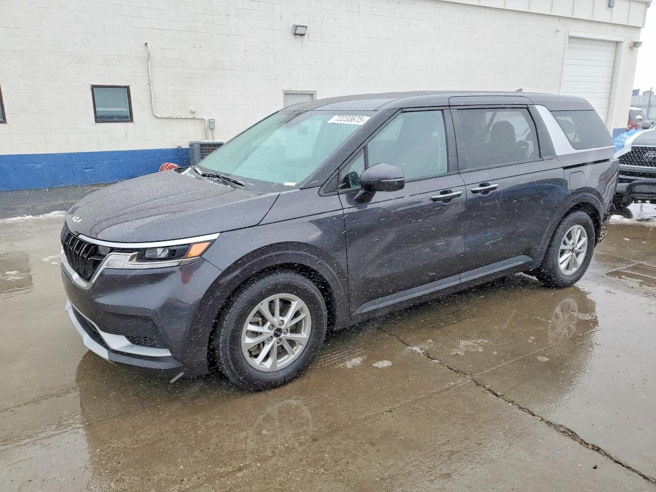 2023 KIA Carnival