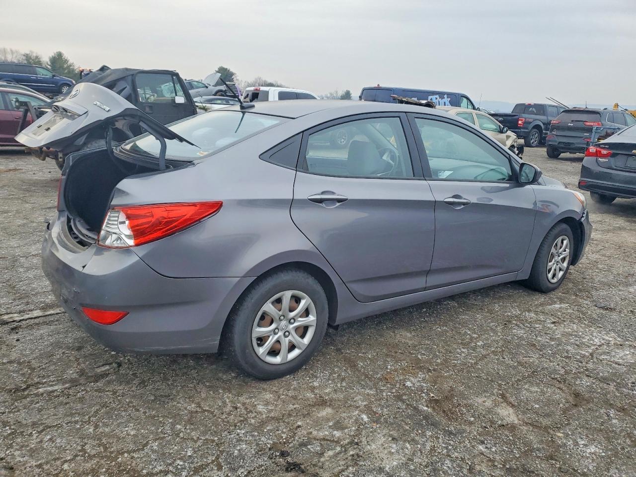 2014 HYUNDAI ACCENT
