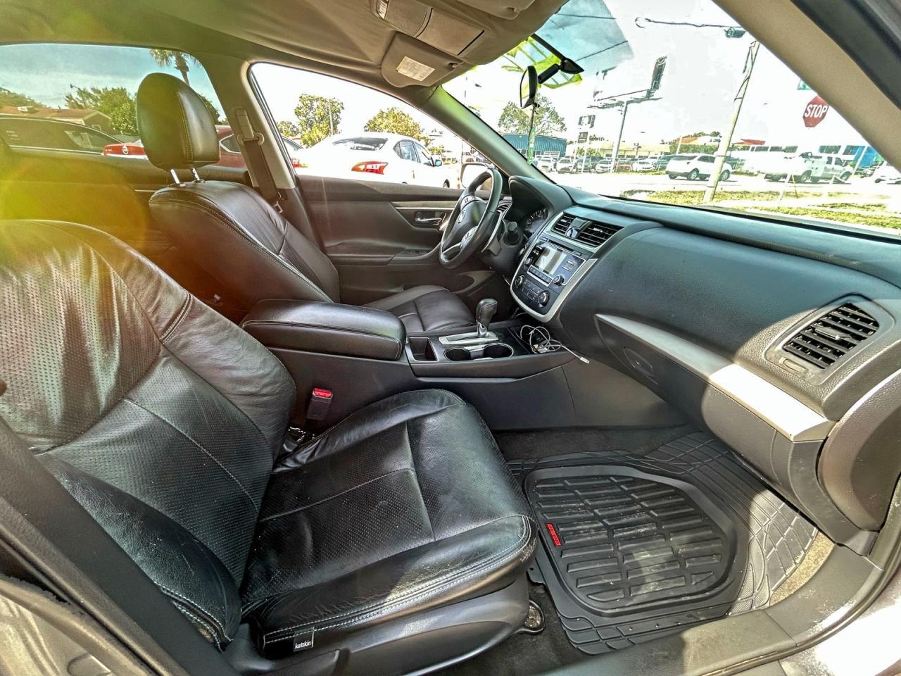 2017 NISSAN ALTIMA