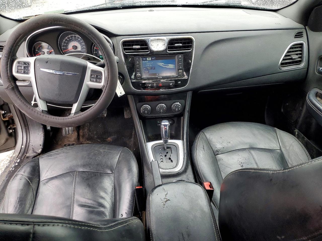 2012 CHRYSLER 200