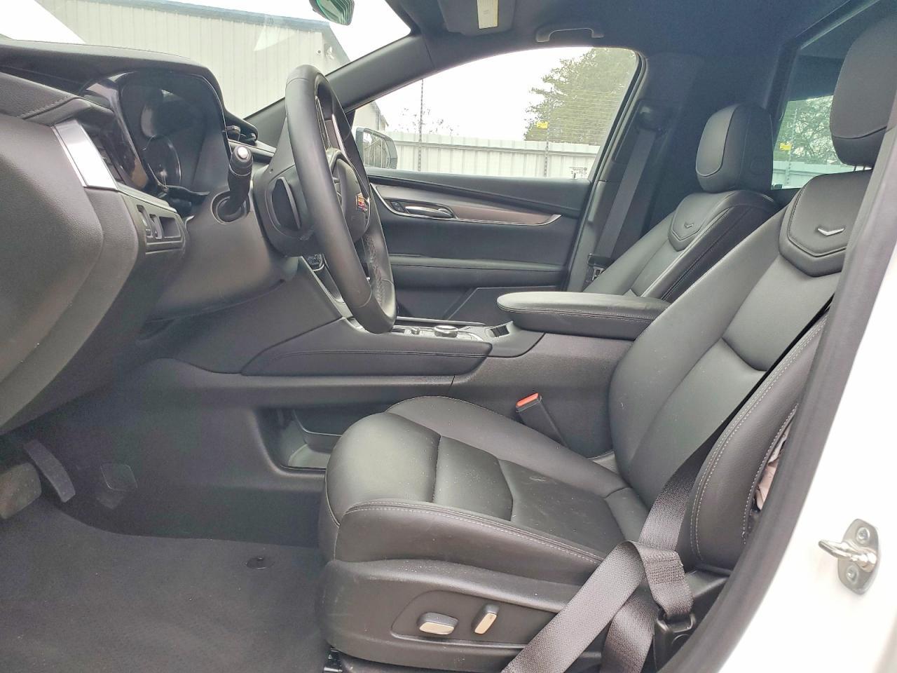 2024 CADILLAC XT5