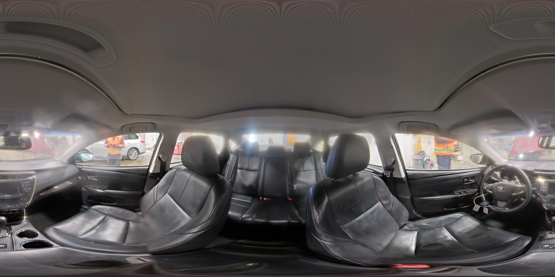 2014 TOYOTA Avalon