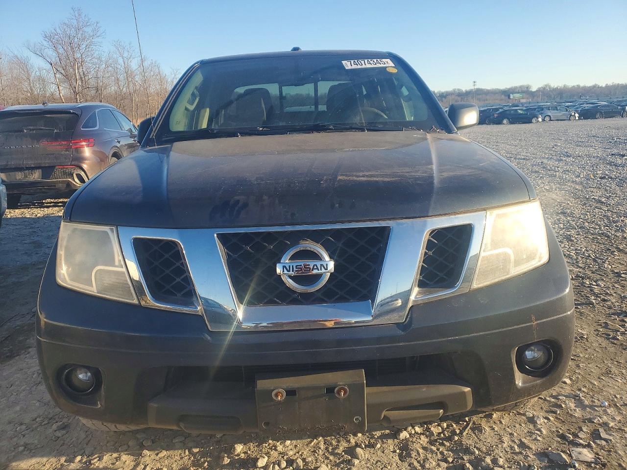2015 NISSAN Frontier