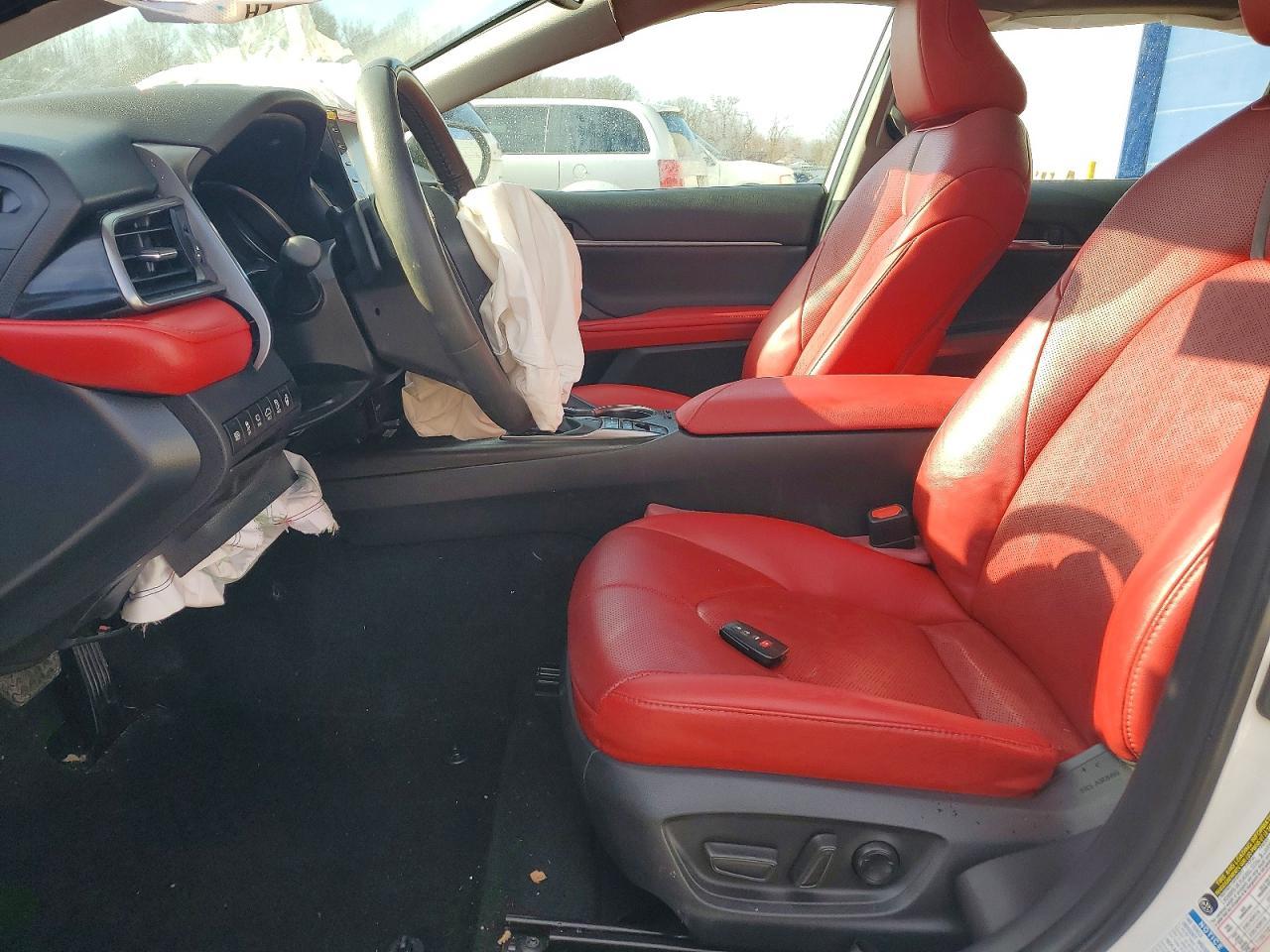2024 TOYOTA CAMRY
