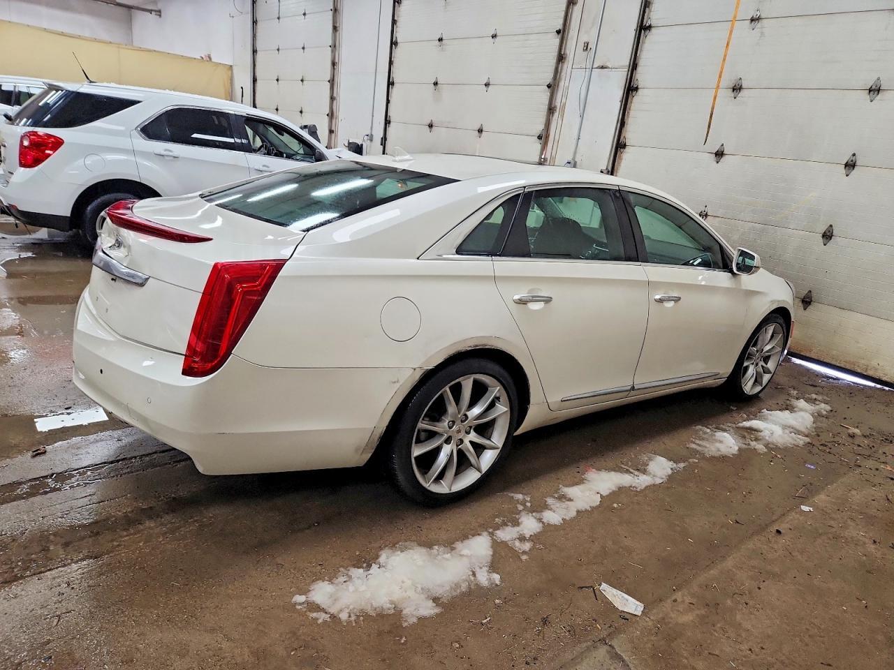 2014 CADILLAC XTS