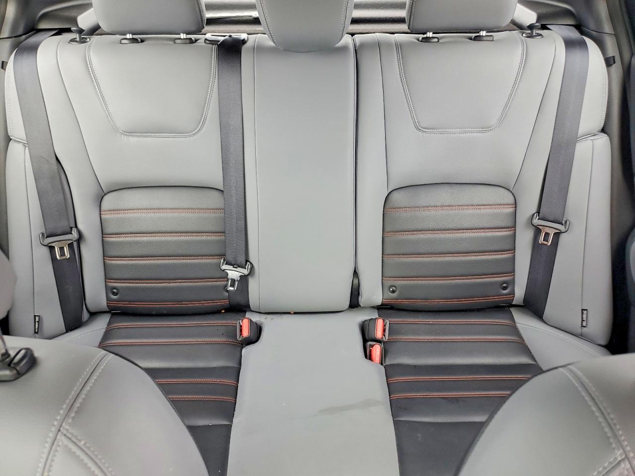 2023 NISSAN KICKS