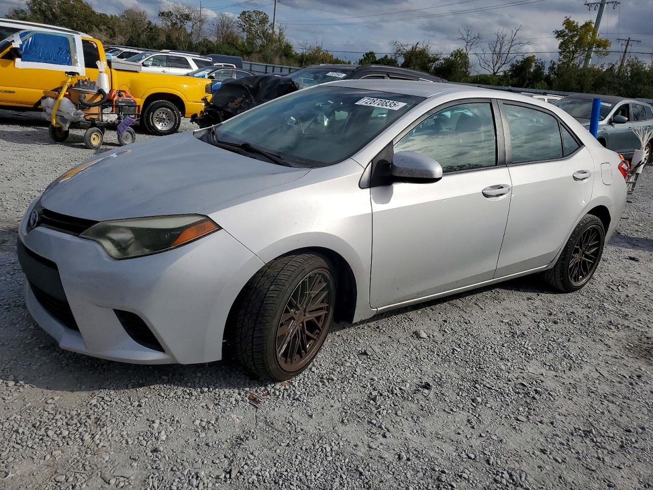 2014 TOYOTA COROLLA