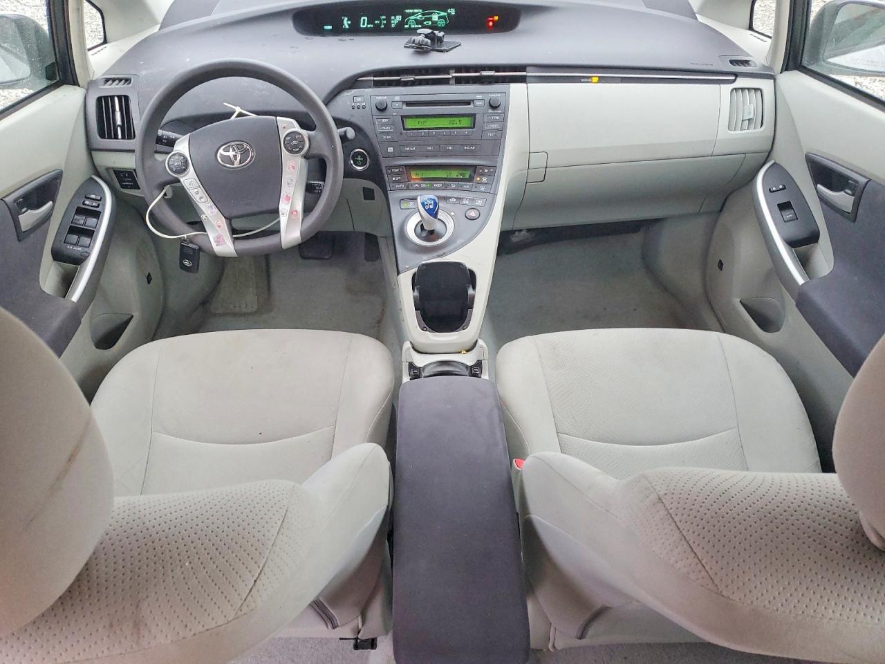 2010 TOYOTA PRIUS