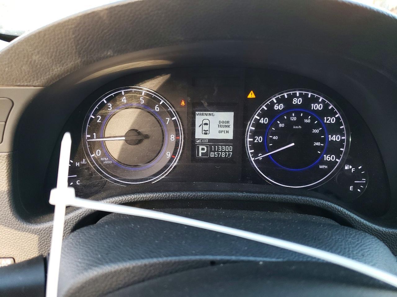 2015 INFINITI Q40
