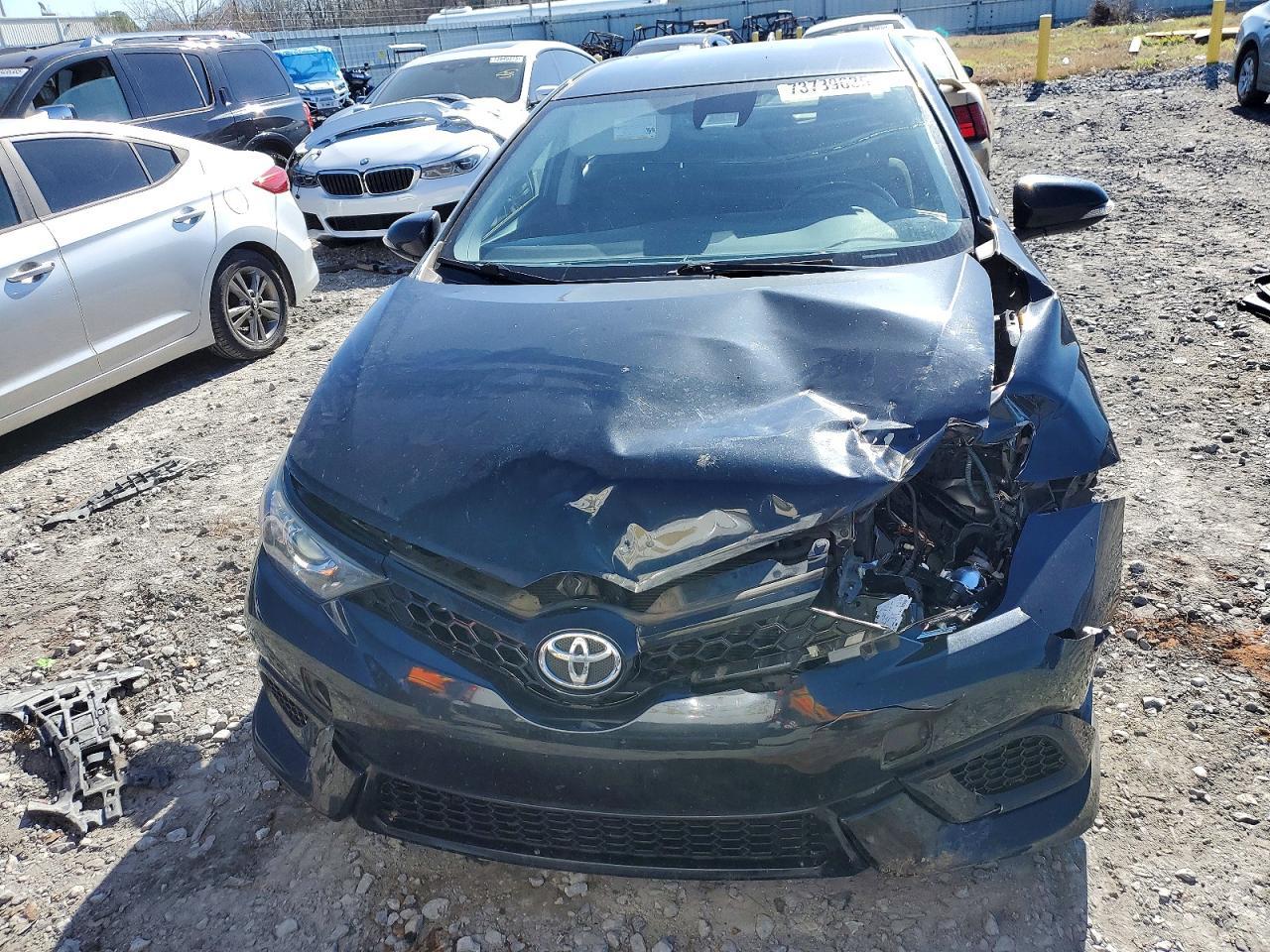 2017 TOYOTA COROLLA