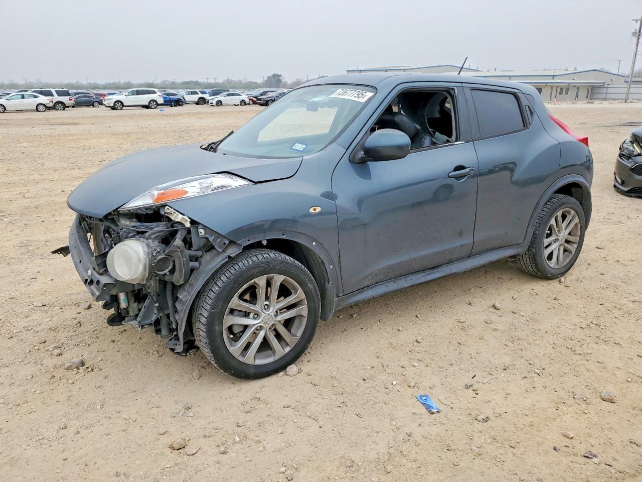 2014 NISSAN Juke