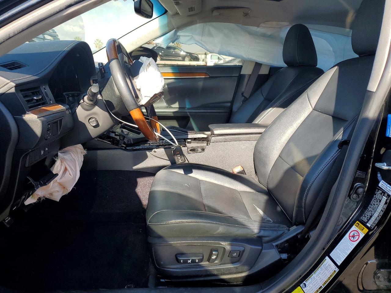 2013 LEXUS ES 300H