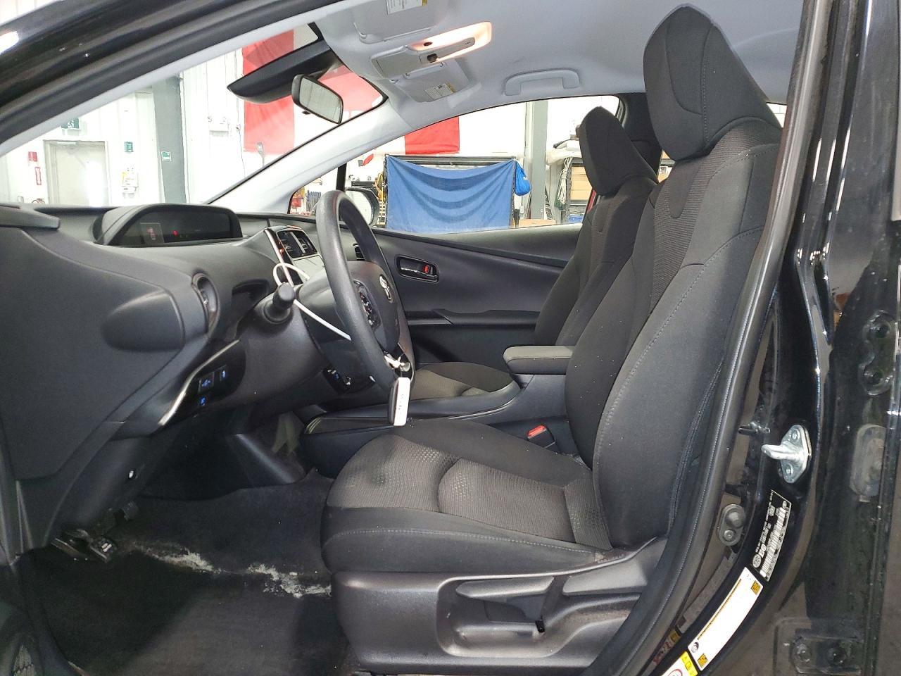 2022 TOYOTA PRIUS