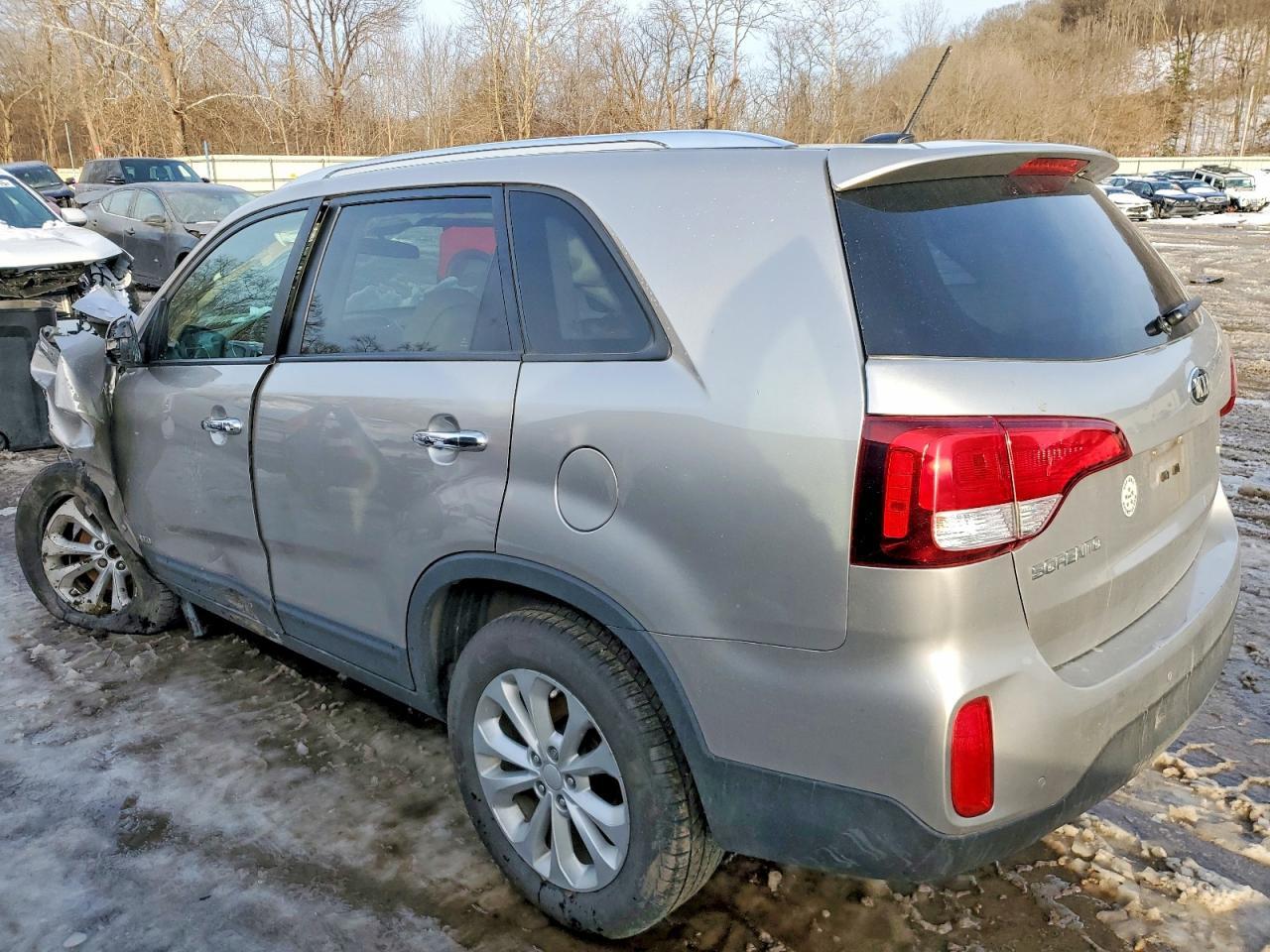 2015 KIA SORENTO