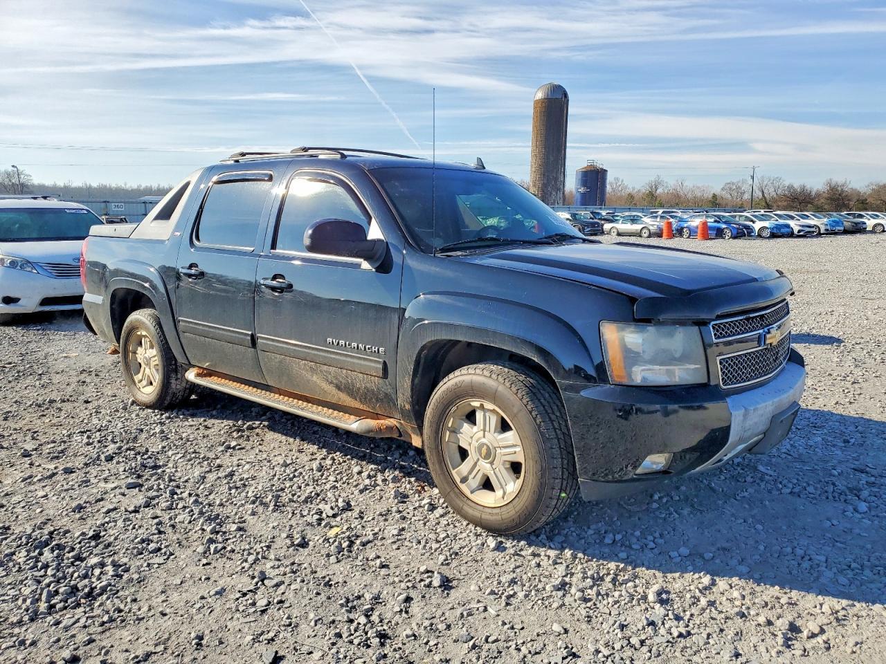 2011 CHEVROLET Avalanche