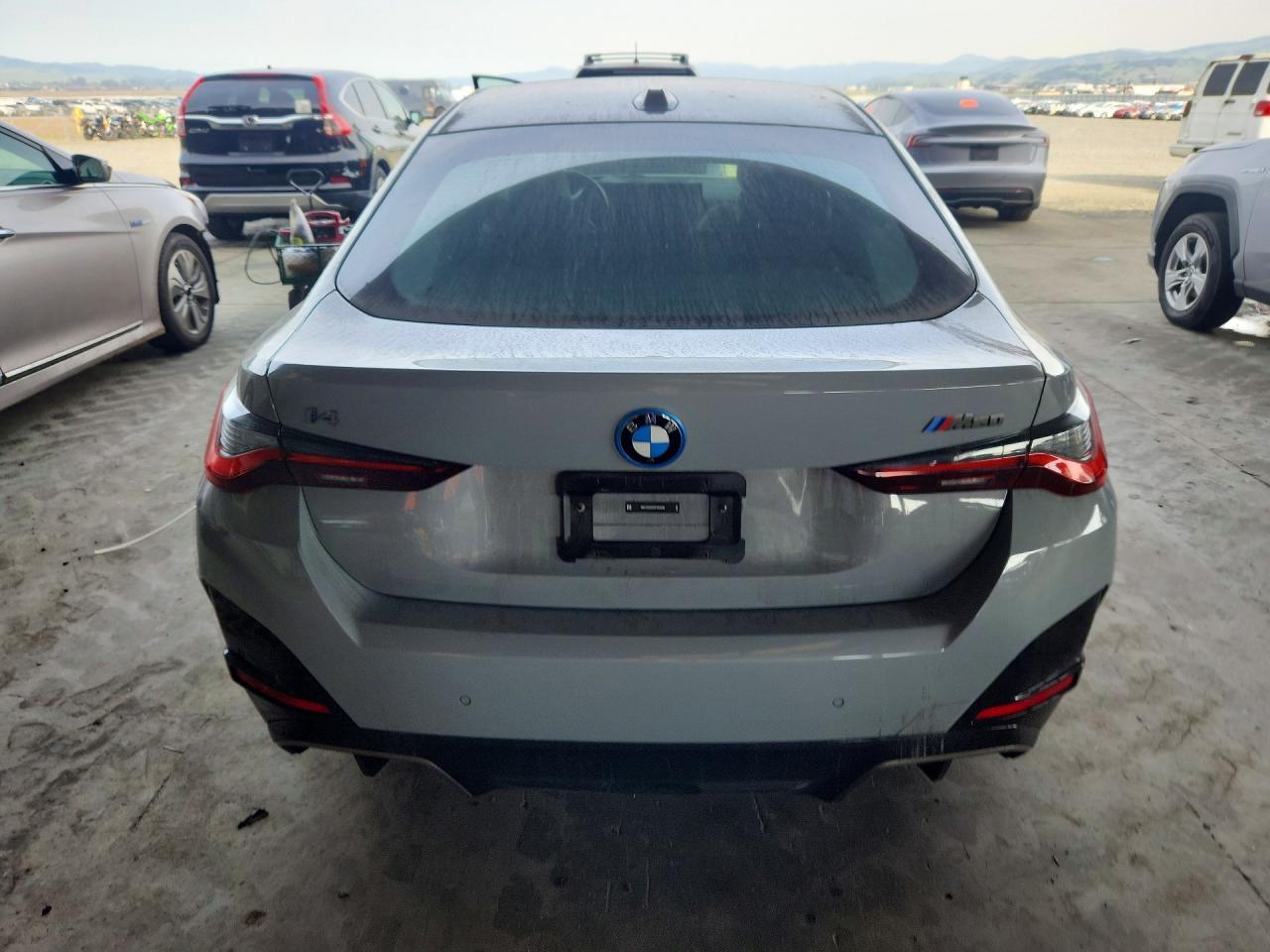 2024 BMW i4