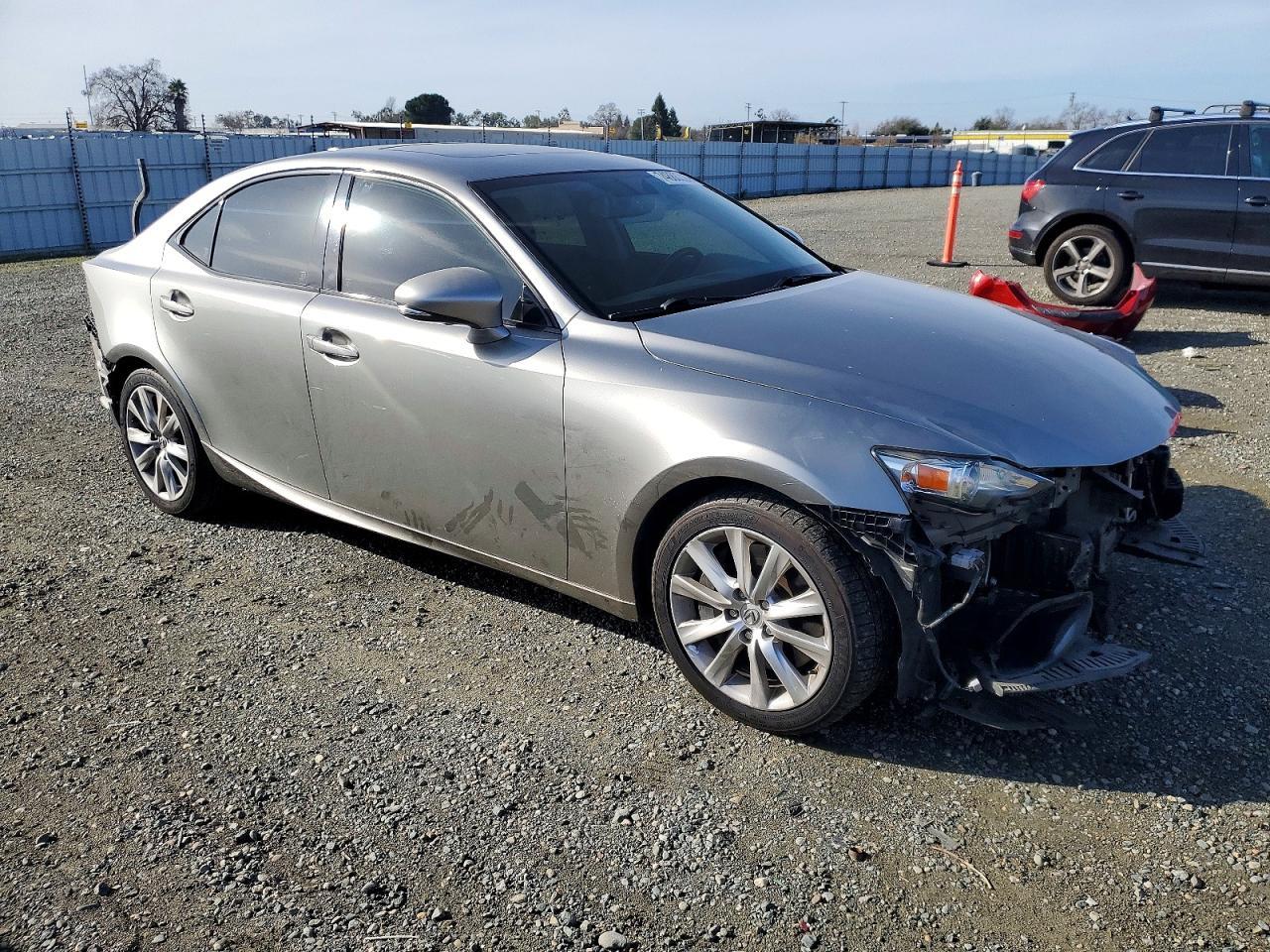 2016 LEXUS IS 200t