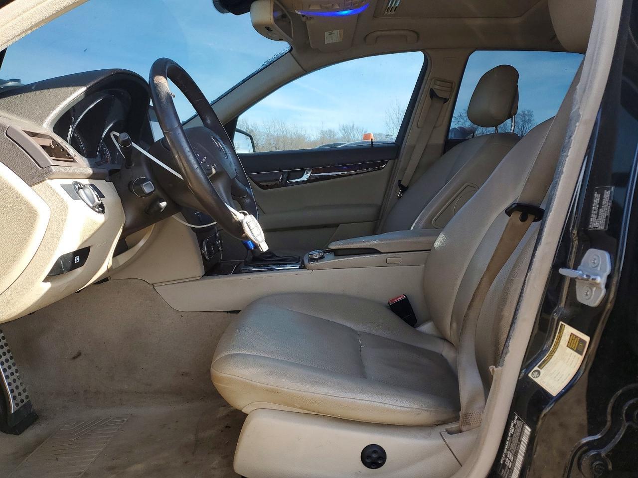 2010 MERCEDES-BENZ C-CLASS