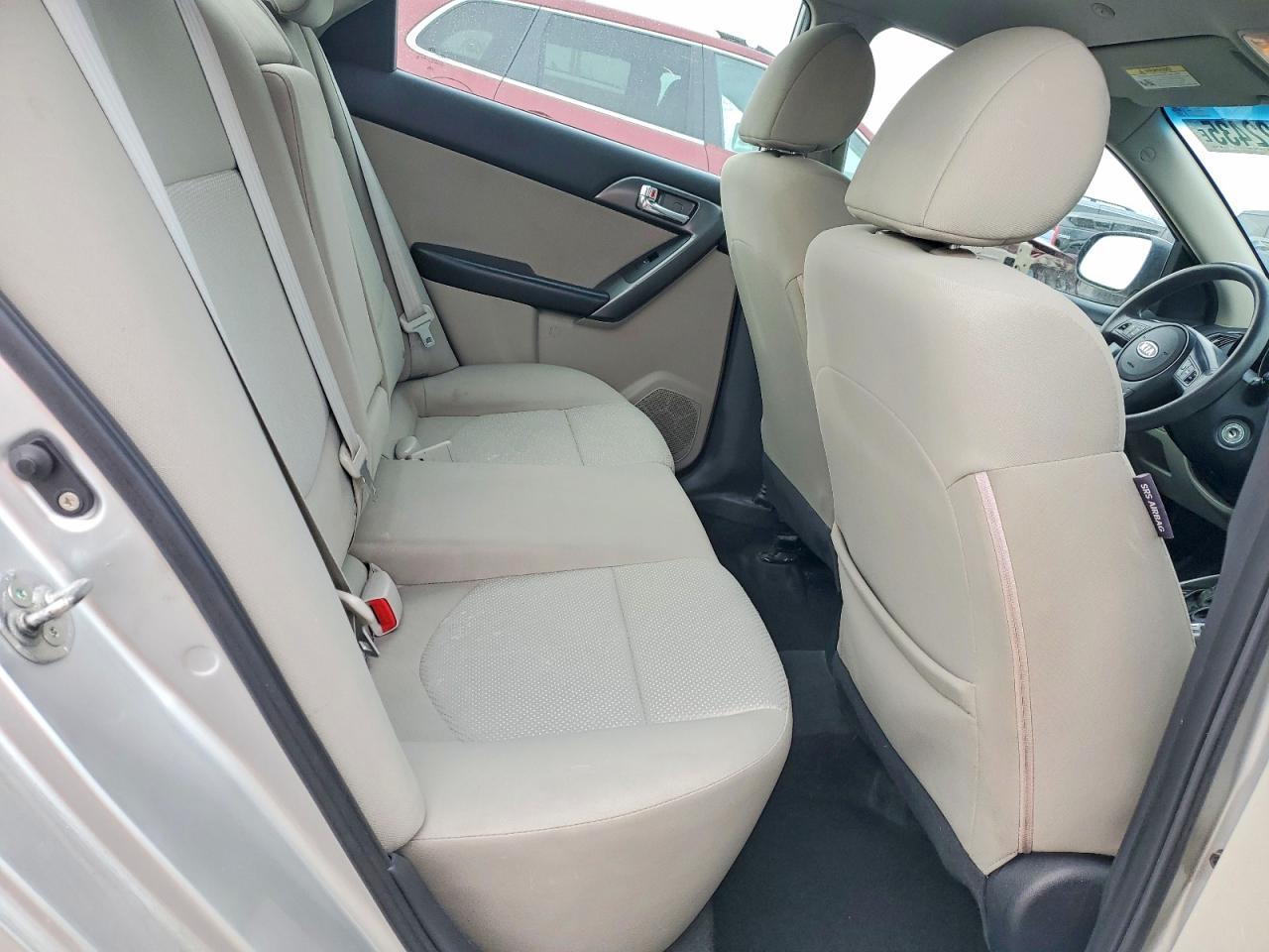 2013 KIA FORTE