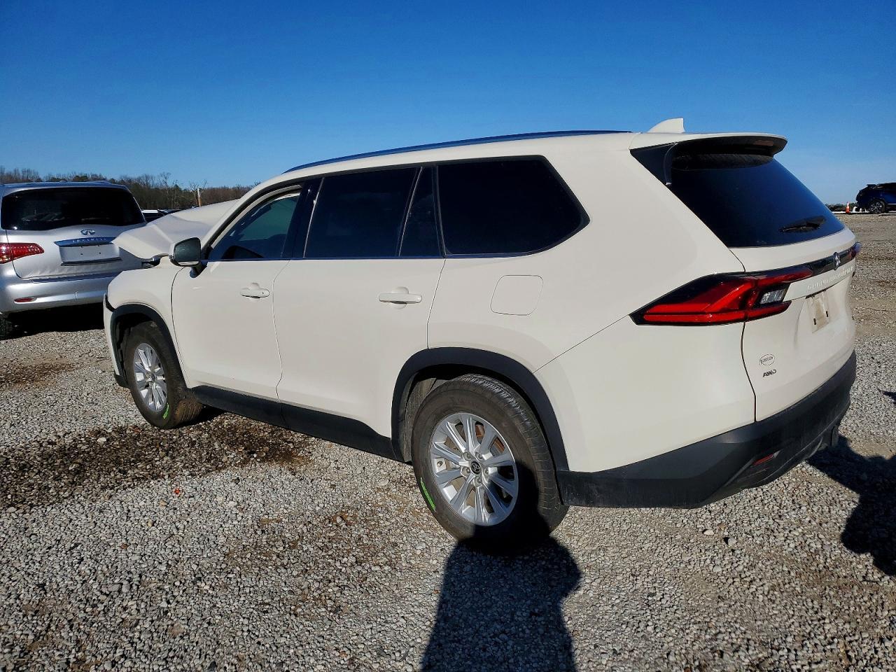 2024 TOYOTA HIGHLANDER
