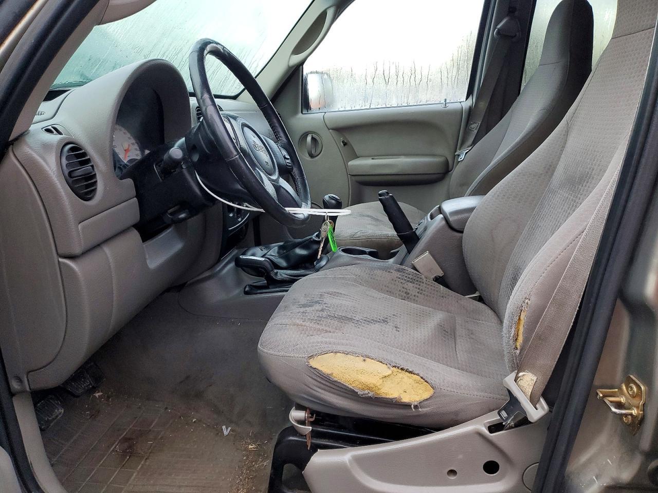 2003 JEEP Liberty